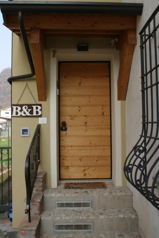 B&B Il Noce Alla Finestra Roe Exterior foto